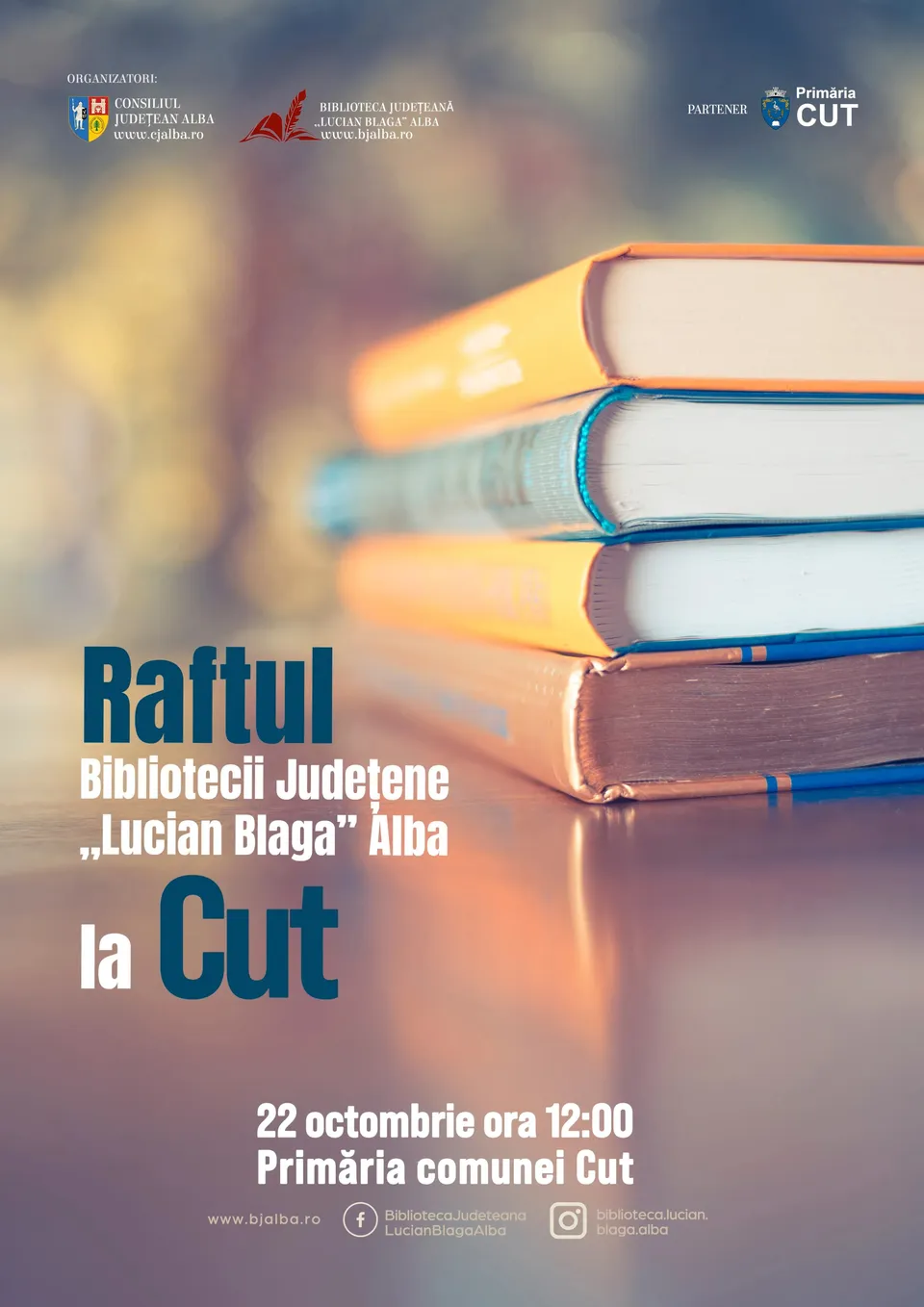 Un teanc de cărți colorate ocupă partea dreaptă, iar texte albe și albastre apar în stânga și în partea de jos.