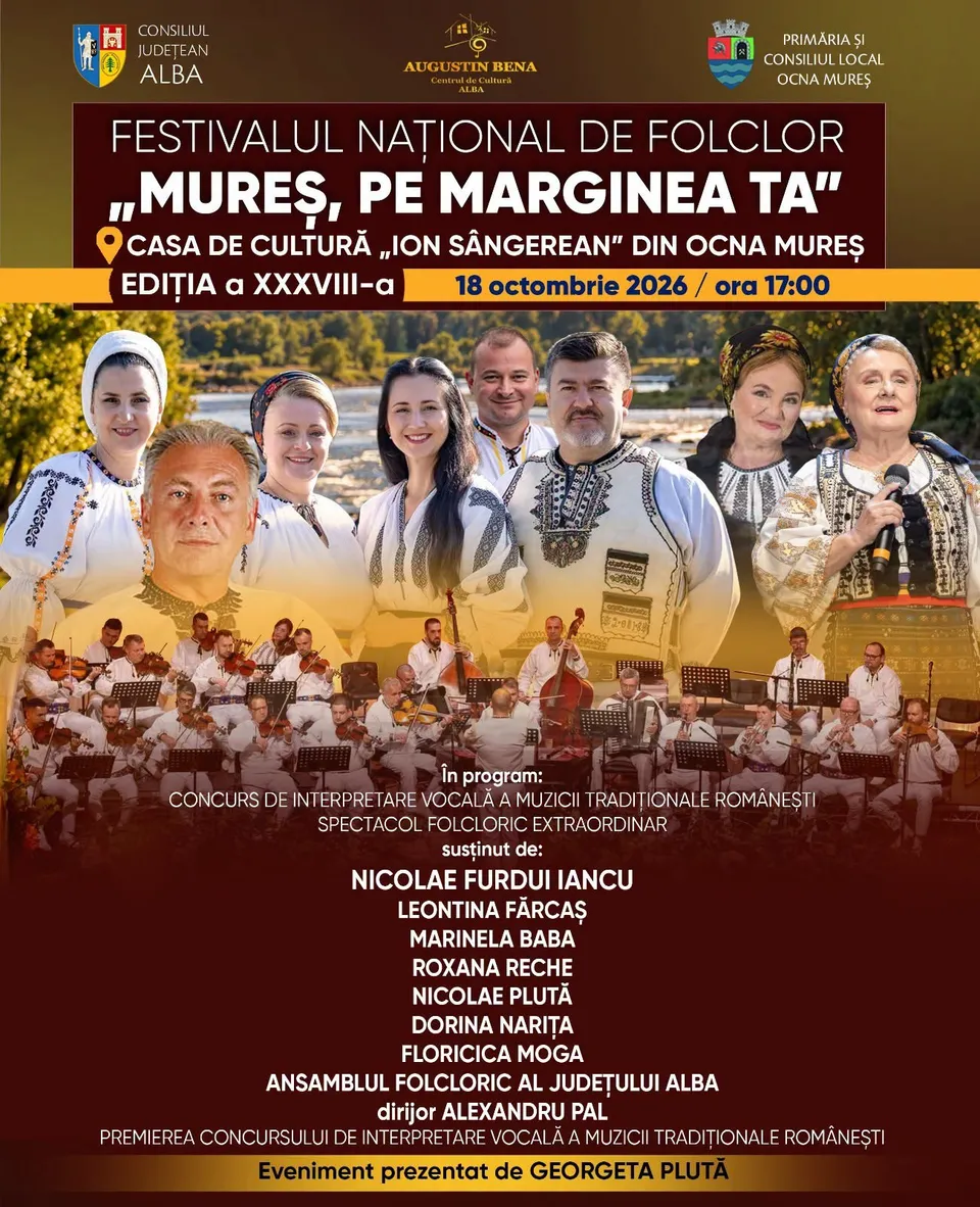 Un afiș maro prezintă text alb și galben, portrete ale unor persoane în costume tradiționale și, în partea de jos, un grup cu instrumente muzicale.
